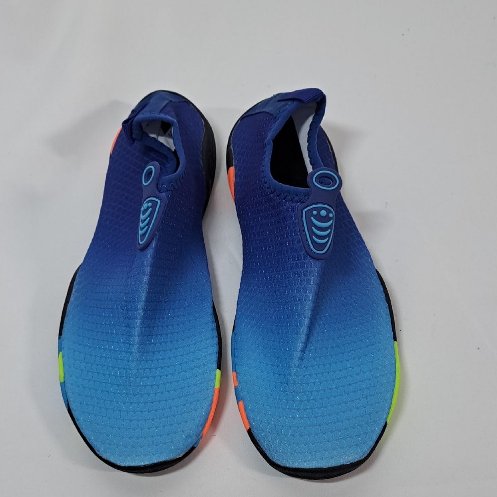 Vibrant Blue Women's Slip-On Athletic Shoes
